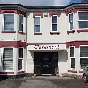 The Claremont Pensión